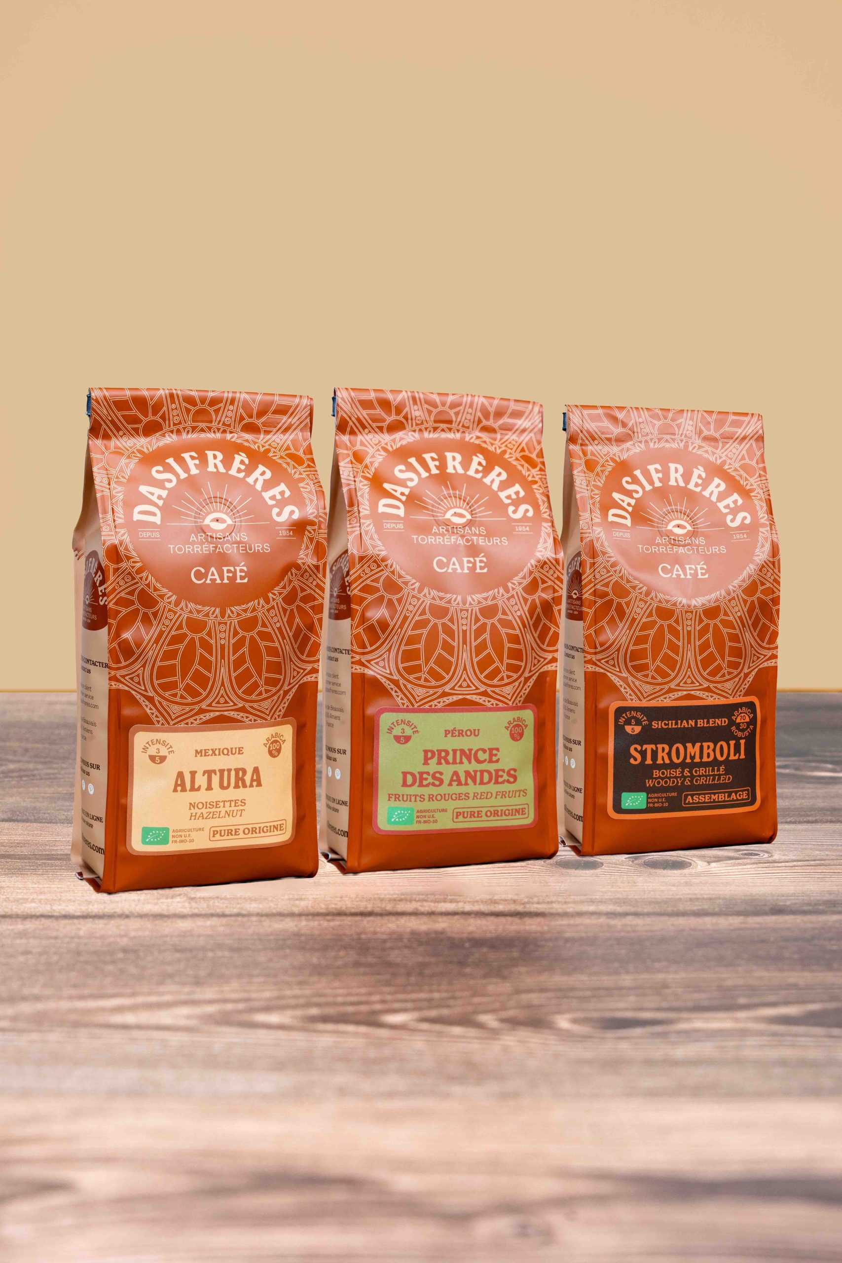 assortiment café bio cafe en grains cafe moulu