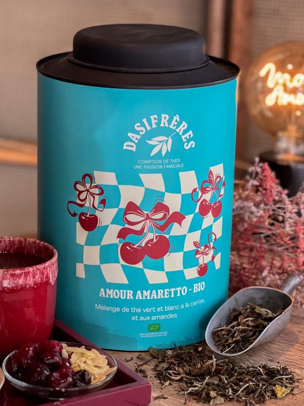 Amour Amaretto Bio – Mélange de thé vert et blanc à la cerise et aux amandes